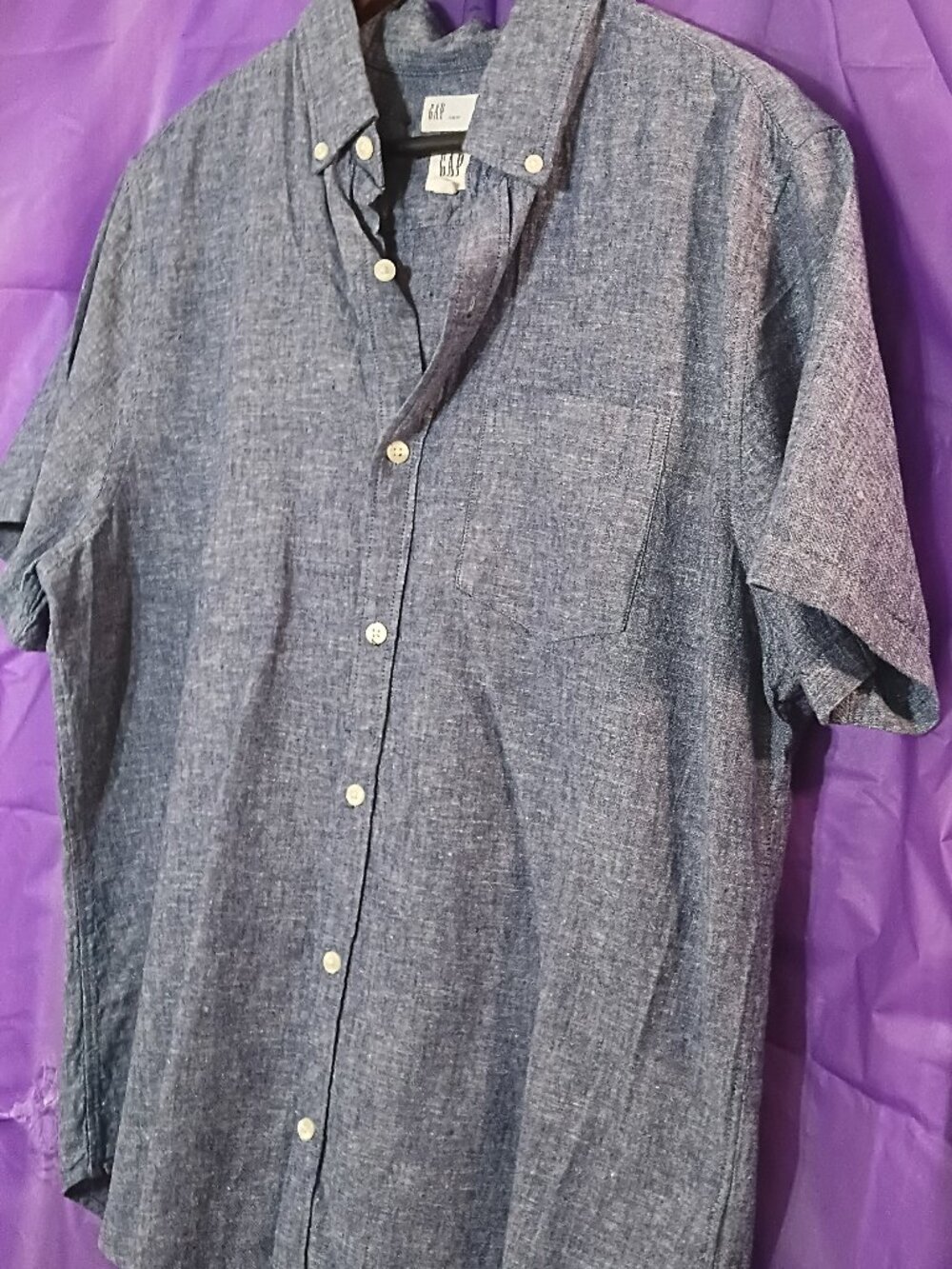 Gap Men's Denim Look Shirt Size Large Slim Fit.